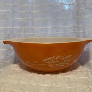 Pyrex Autumn Harvest Wheat Cinderella bowl